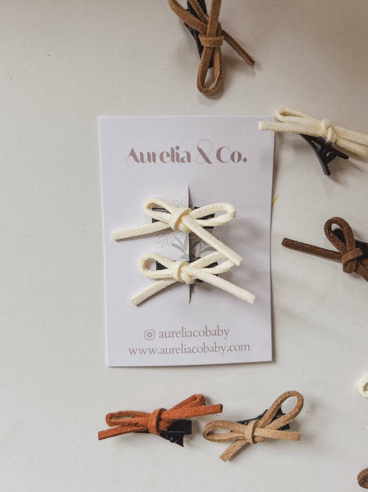 Simple Leather Bow