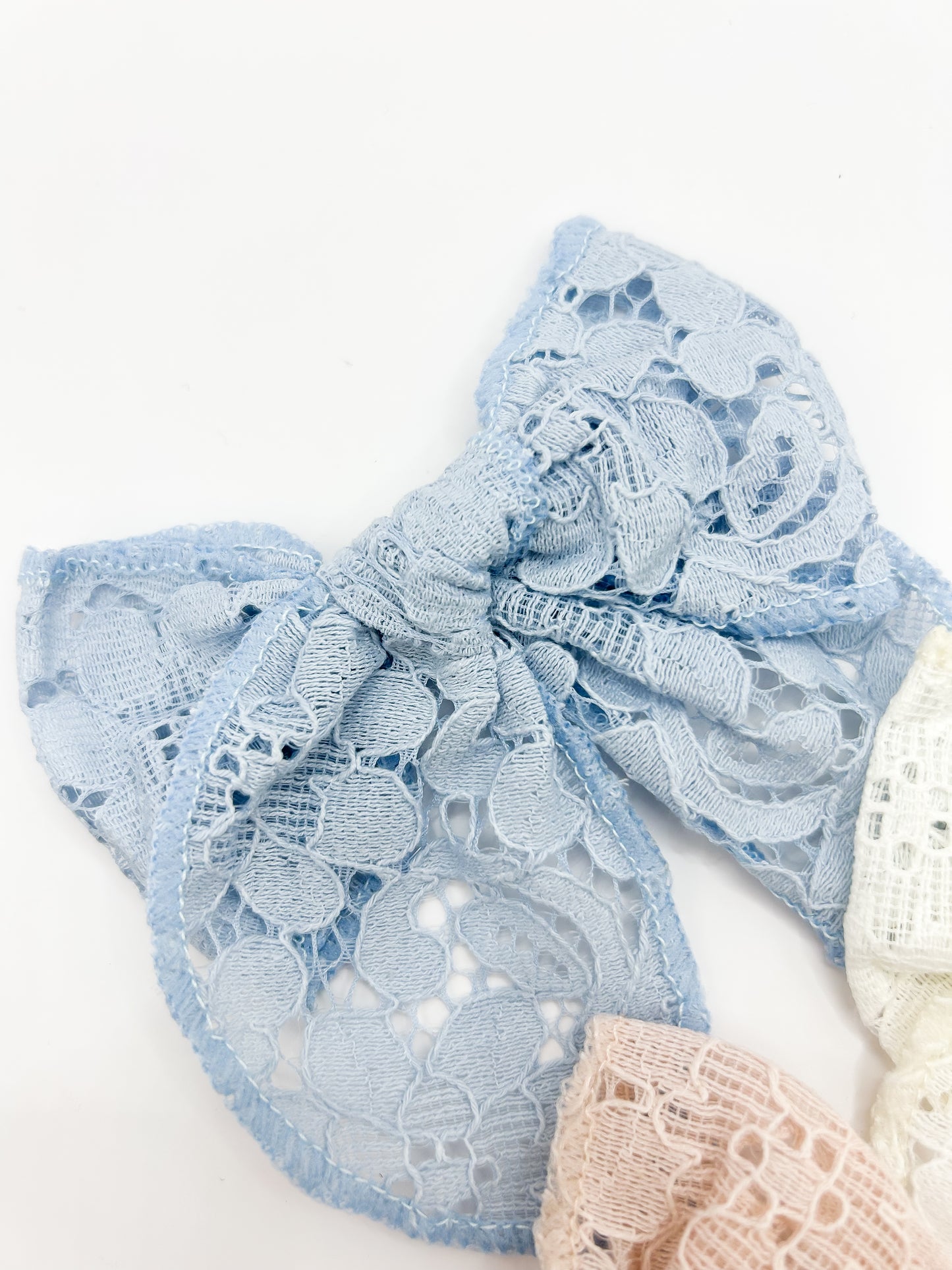 Lace Fable Bows